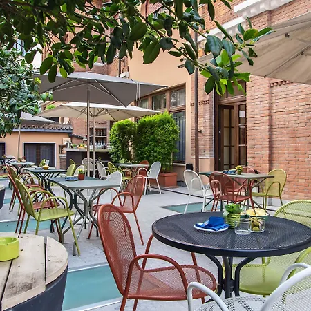 Hotel Etico
