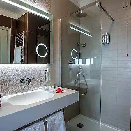 Etico Hotel 3*